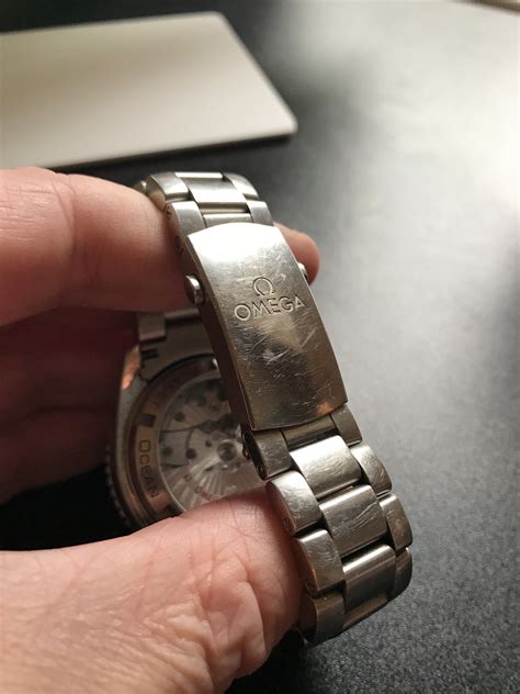 omega push clasp